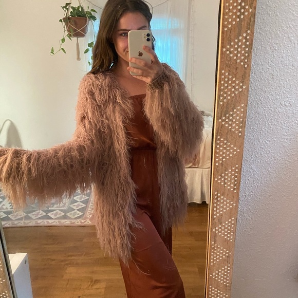 J.O.A Shaggy Fuzzy Fluffy Pink Cardigan - Picture 2 of 11